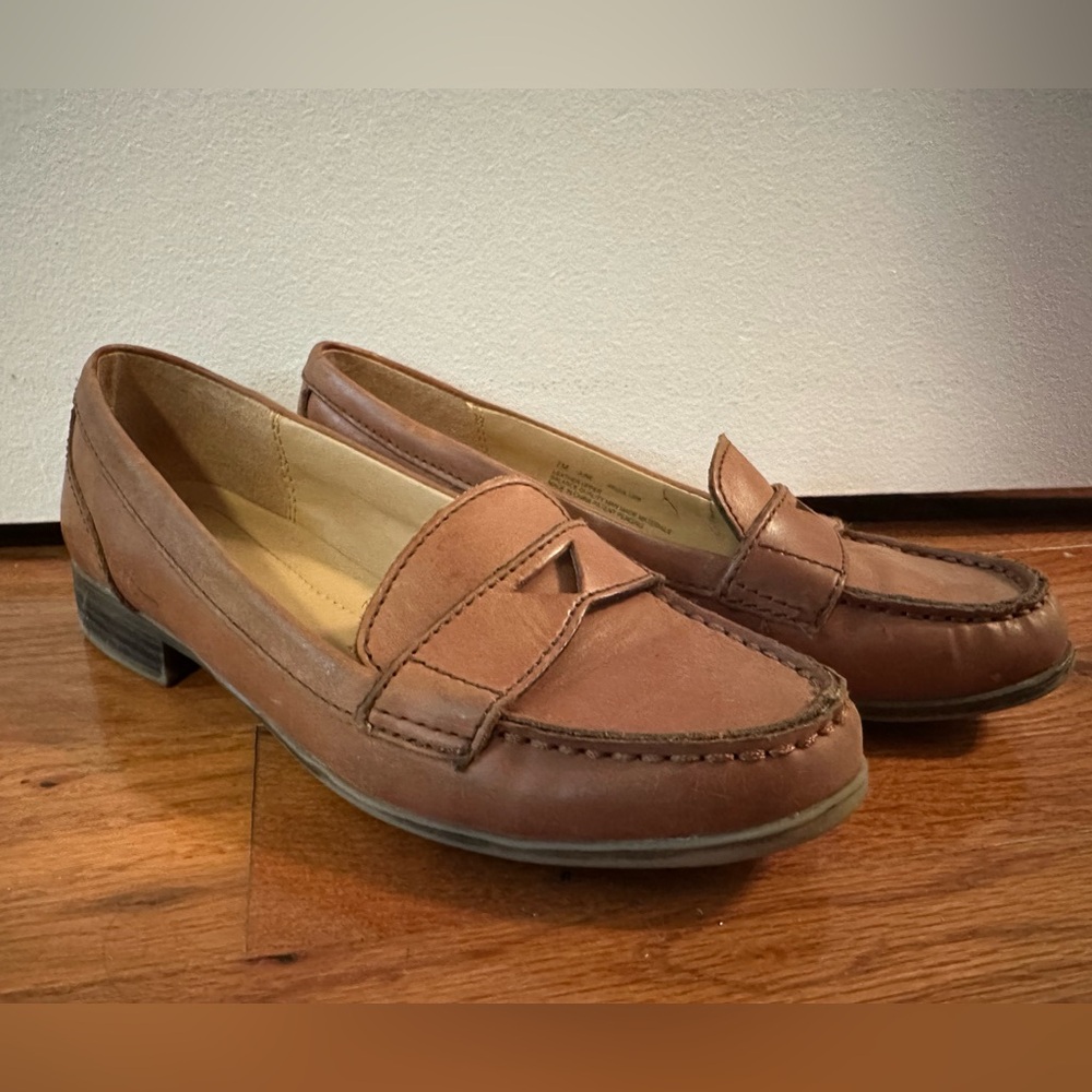 Naturalizer Leather Penny Loafers